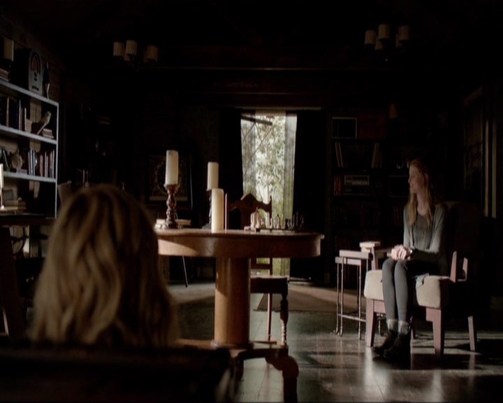 VampireDiariesWorld-dot-nl_7x03AgeOfInnocence0564.jpg