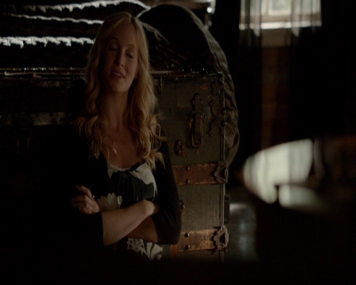 VampireDiariesWorld-dot-nl_7x03AgeOfInnocence0566.jpg