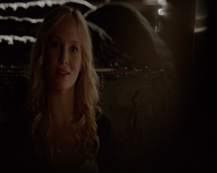 VampireDiariesWorld-dot-nl_7x03AgeOfInnocence0574.jpg