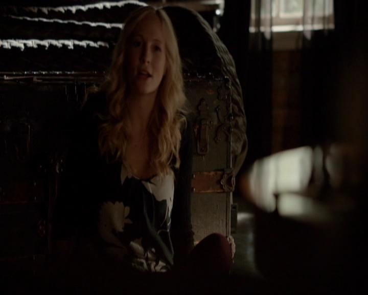 VampireDiariesWorld-dot-nl_7x03AgeOfInnocence0656.jpg