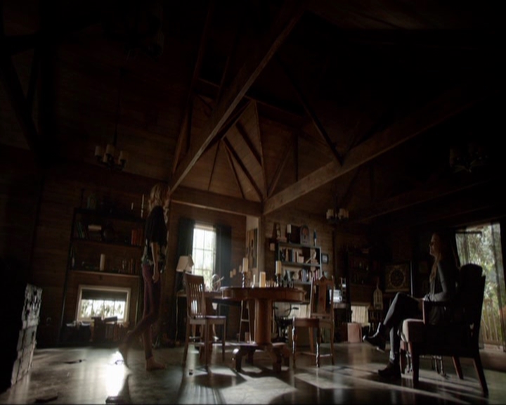 VampireDiariesWorld-dot-nl_7x03AgeOfInnocence0659.jpg