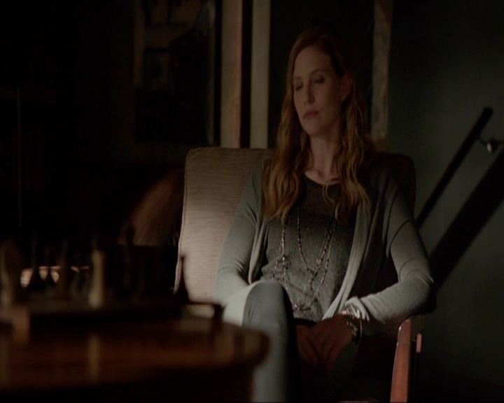 VampireDiariesWorld-dot-nl_7x03AgeOfInnocence0661.jpg