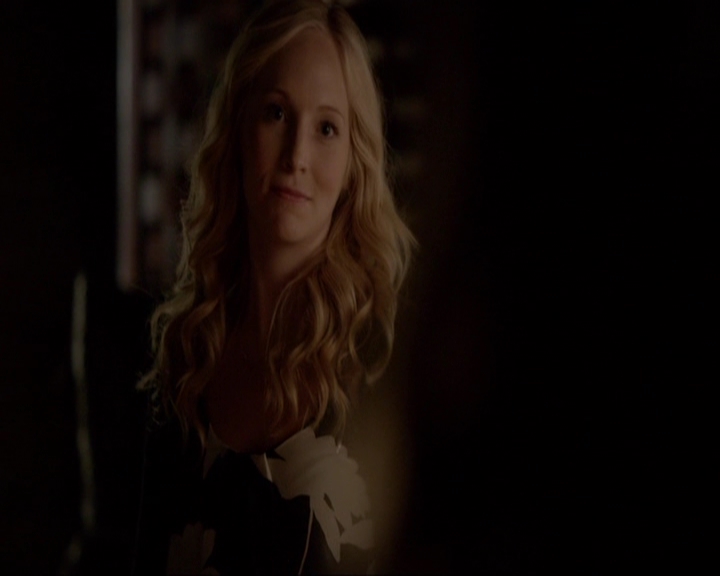 VampireDiariesWorld-dot-nl_7x03AgeOfInnocence0663.jpg