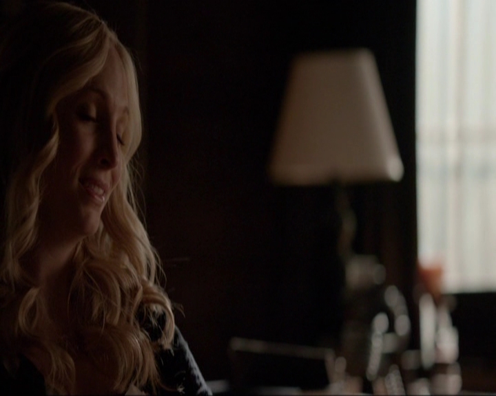 VampireDiariesWorld-dot-nl_7x03AgeOfInnocence0665.jpg