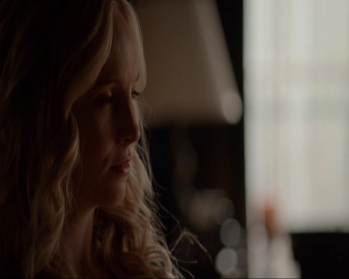 VampireDiariesWorld-dot-nl_7x03AgeOfInnocence0668.jpg