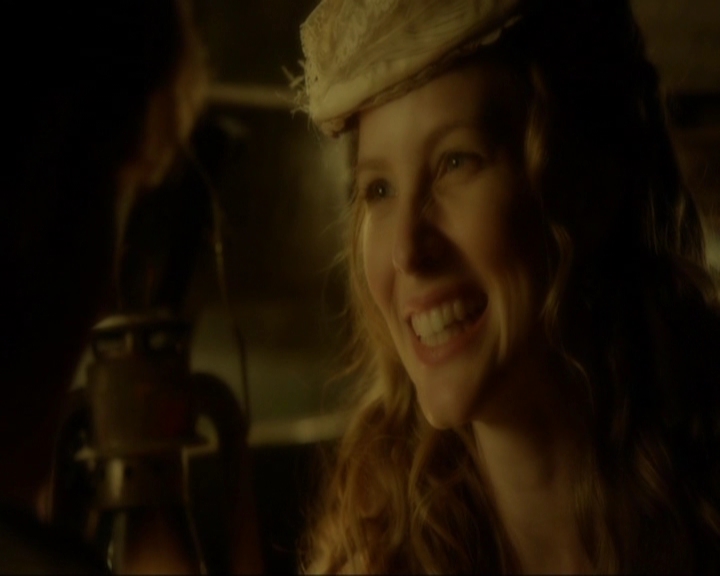 VampireDiariesWorld-dot-nl_7x03AgeOfInnocence0725.jpg