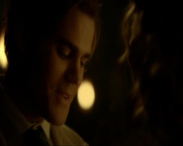 VampireDiariesWorld-dot-nl_7x03AgeOfInnocence0727.jpg