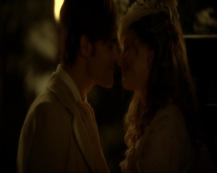 VampireDiariesWorld-dot-nl_7x03AgeOfInnocence0729.jpg