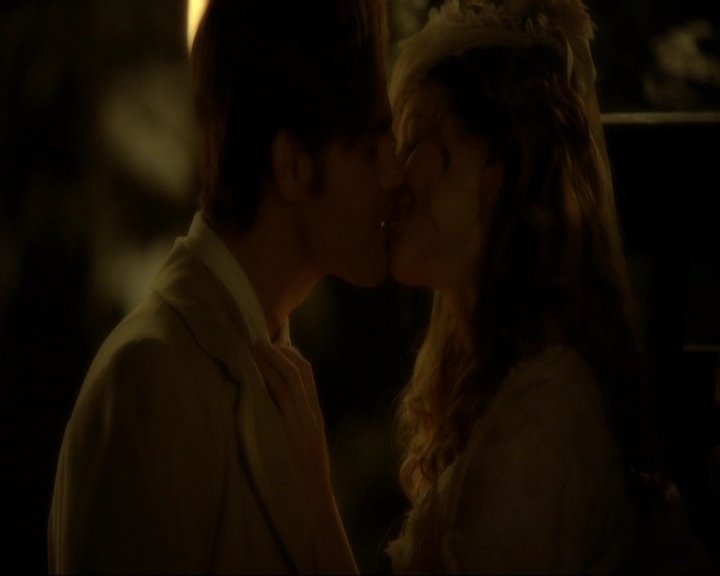 VampireDiariesWorld-dot-nl_7x03AgeOfInnocence0730.jpg