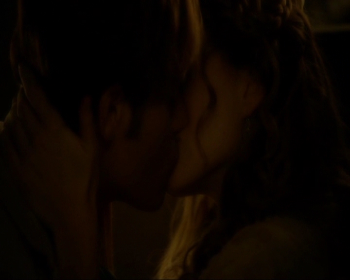 VampireDiariesWorld-dot-nl_7x03AgeOfInnocence0738.jpg