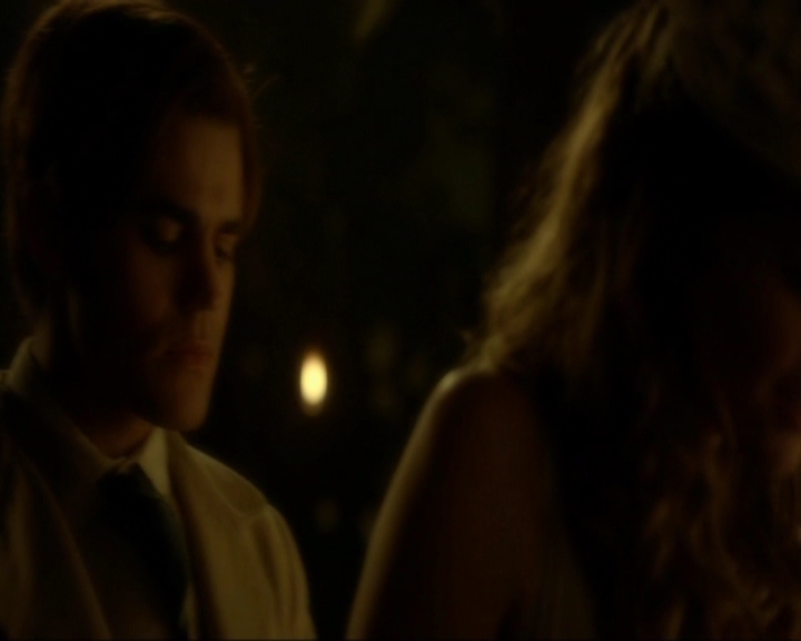 VampireDiariesWorld-dot-nl_7x03AgeOfInnocence0755.jpg