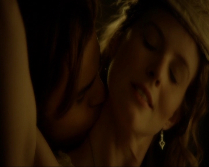 VampireDiariesWorld-dot-nl_7x03AgeOfInnocence0783.jpg