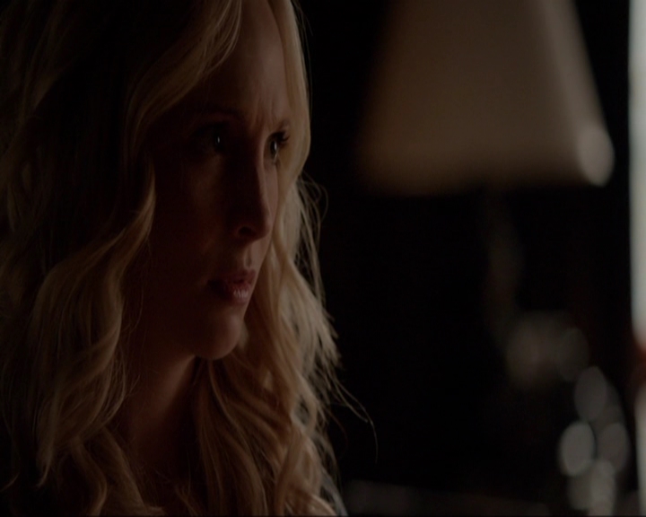 VampireDiariesWorld-dot-nl_7x03AgeOfInnocence0790.jpg