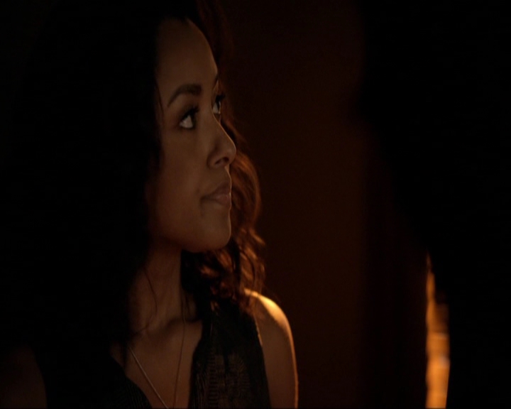 VampireDiariesWorld-dot-nl_7x03AgeOfInnocence0839.jpg