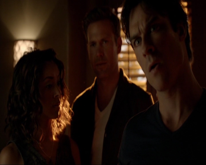 VampireDiariesWorld-dot-nl_7x03AgeOfInnocence0863.jpg