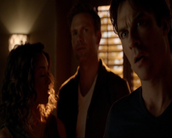 VampireDiariesWorld-dot-nl_7x03AgeOfInnocence0864.jpg