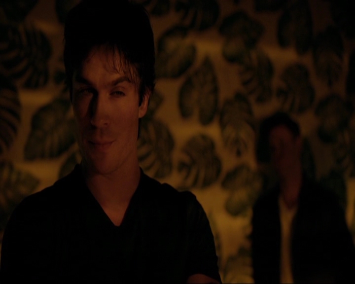 VampireDiariesWorld-dot-nl_7x03AgeOfInnocence0924.jpg