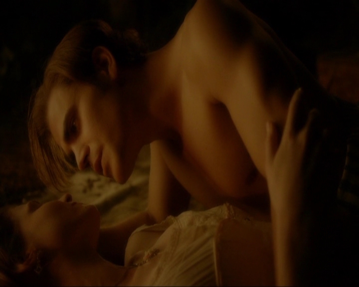 VampireDiariesWorld-dot-nl_7x03AgeOfInnocence0975.jpg