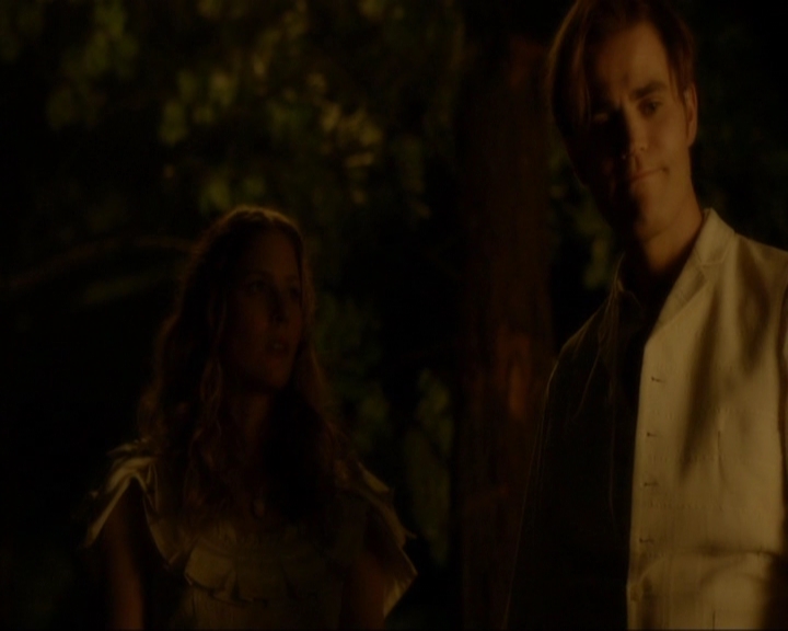 VampireDiariesWorld-dot-nl_7x03AgeOfInnocence0990.jpg