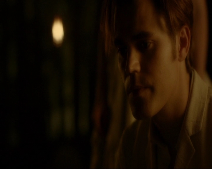 VampireDiariesWorld-dot-nl_7x03AgeOfInnocence0996.jpg