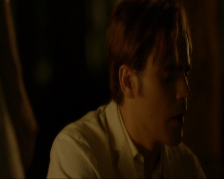 VampireDiariesWorld-dot-nl_7x03AgeOfInnocence1033.jpg