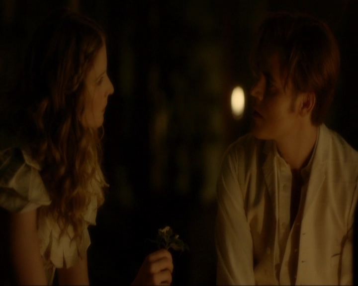 VampireDiariesWorld-dot-nl_7x03AgeOfInnocence1061.jpg