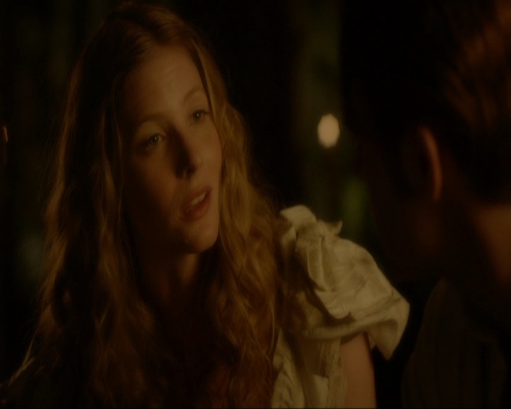 VampireDiariesWorld-dot-nl_7x03AgeOfInnocence1071.jpg