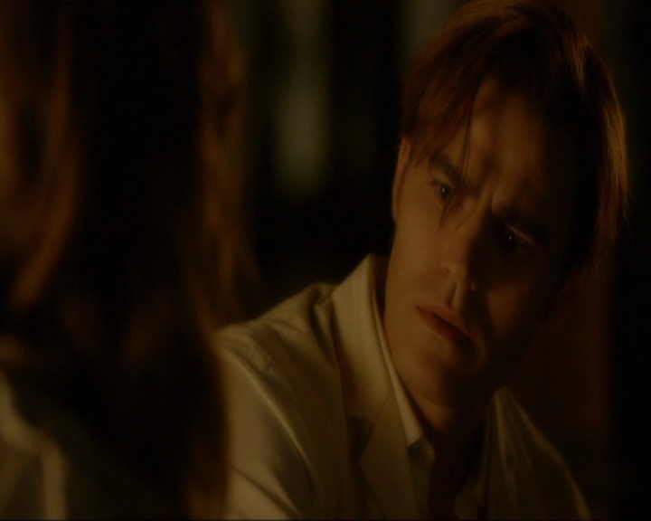 VampireDiariesWorld-dot-nl_7x03AgeOfInnocence1073.jpg