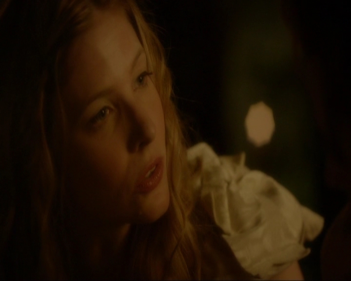 VampireDiariesWorld-dot-nl_7x03AgeOfInnocence1089.jpg