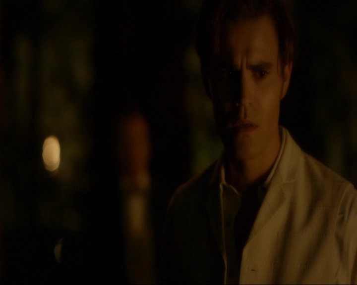 VampireDiariesWorld-dot-nl_7x03AgeOfInnocence1133.jpg