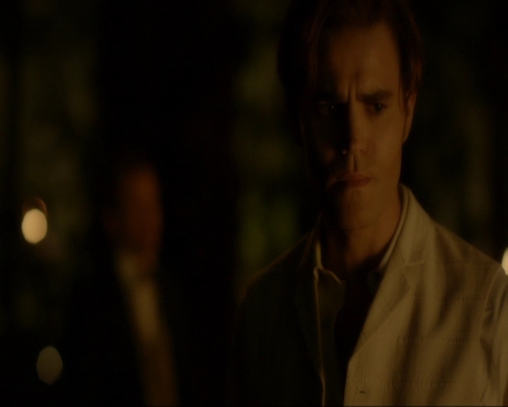 VampireDiariesWorld-dot-nl_7x03AgeOfInnocence1134.jpg