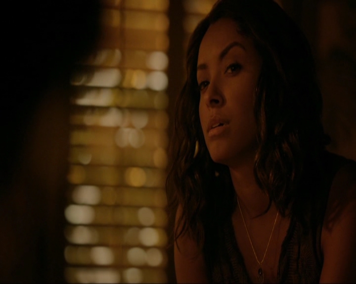 VampireDiariesWorld-dot-nl_7x03AgeOfInnocence1186.jpg