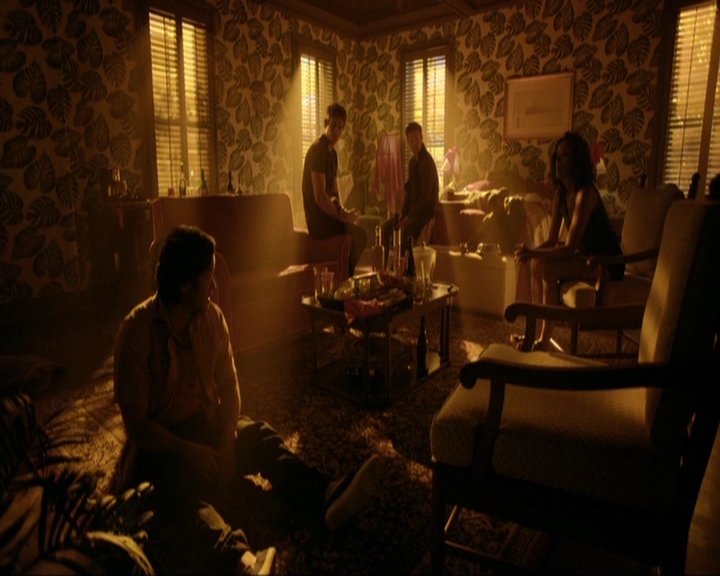 VampireDiariesWorld-dot-nl_7x03AgeOfInnocence1189.jpg