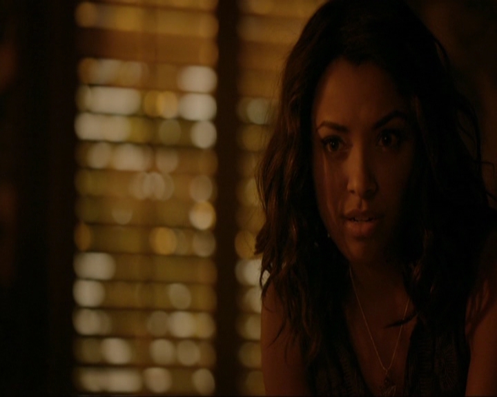 VampireDiariesWorld-dot-nl_7x03AgeOfInnocence1202.jpg