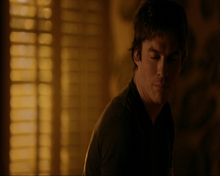 VampireDiariesWorld-dot-nl_7x03AgeOfInnocence1221.jpg