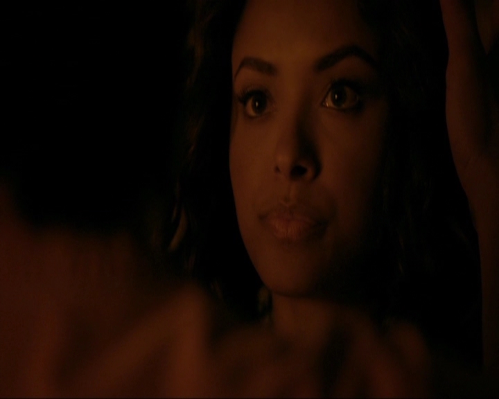 VampireDiariesWorld-dot-nl_7x03AgeOfInnocence1243.jpg