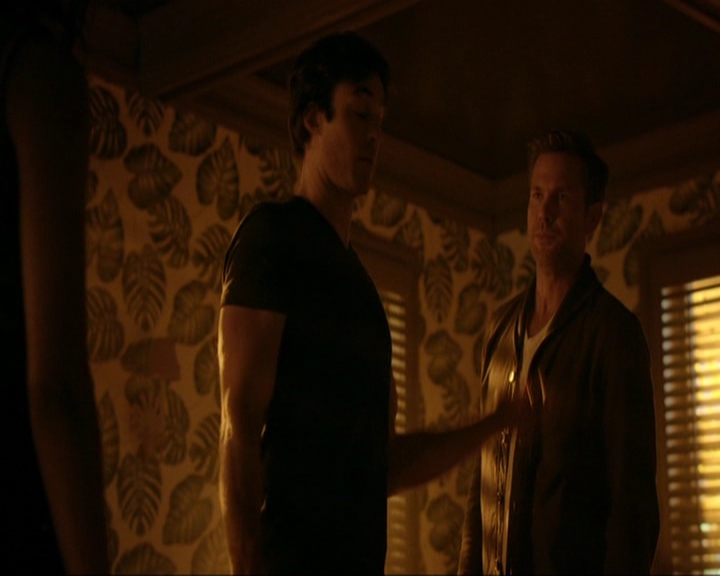 VampireDiariesWorld-dot-nl_7x03AgeOfInnocence1302.jpg