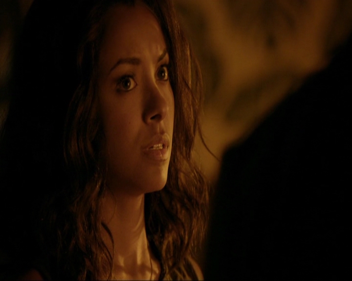 VampireDiariesWorld-dot-nl_7x03AgeOfInnocence1353.jpg