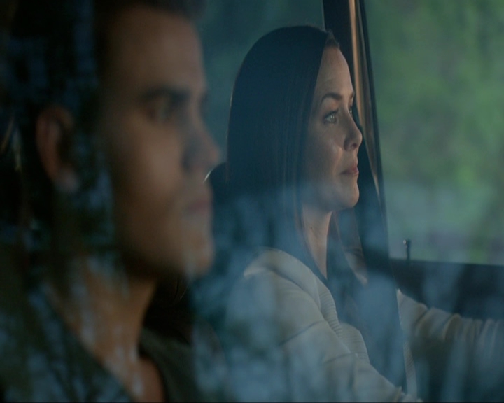 VampireDiariesWorld-dot-nl_7x03AgeOfInnocence1354.jpg