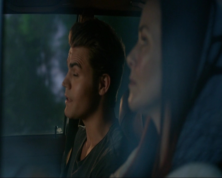 VampireDiariesWorld-dot-nl_7x03AgeOfInnocence1383.jpg