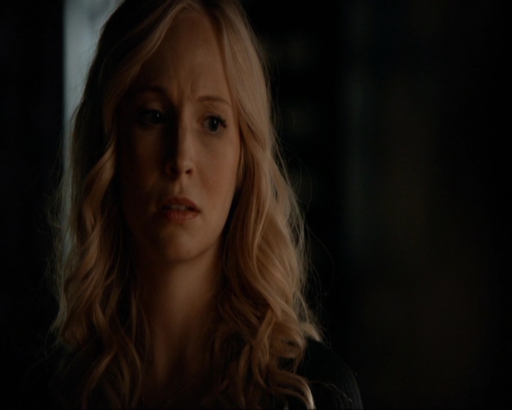 VampireDiariesWorld-dot-nl_7x03AgeOfInnocence1410.jpg