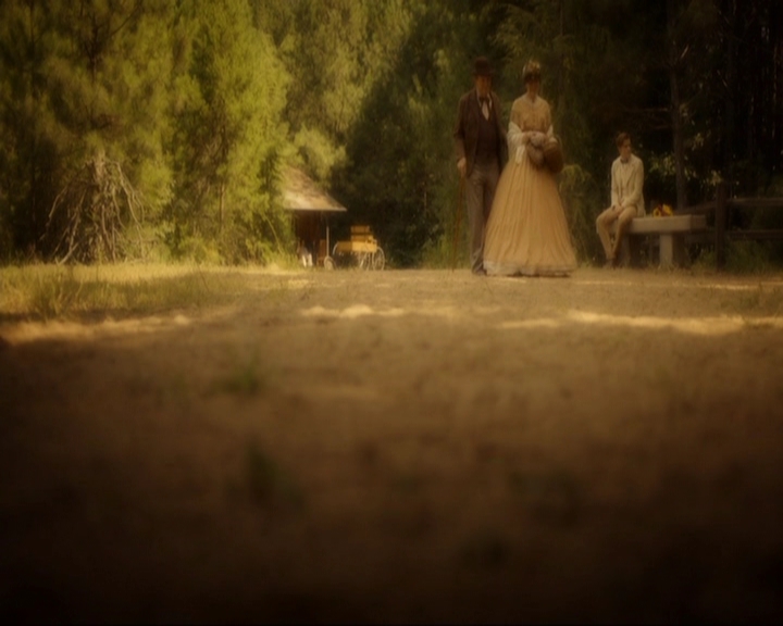 VampireDiariesWorld-dot-nl_7x03AgeOfInnocence1431.jpg