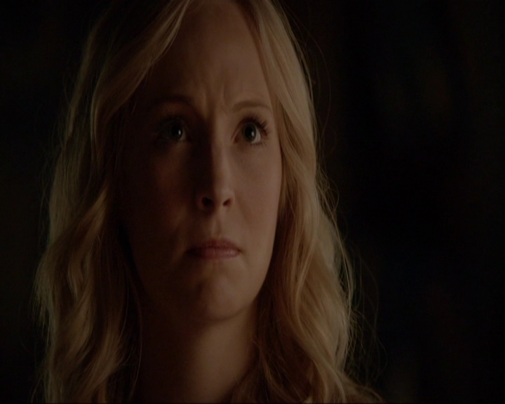 VampireDiariesWorld-dot-nl_7x03AgeOfInnocence1475.jpg