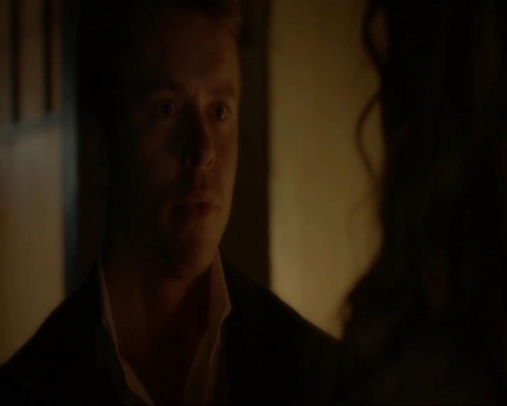 VampireDiariesWorld-dot-nl_7x03AgeOfInnocence1522.jpg