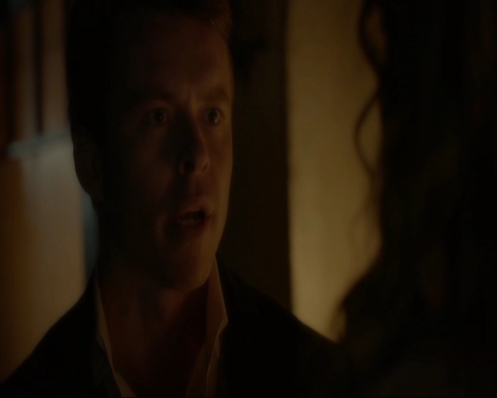 VampireDiariesWorld-dot-nl_7x03AgeOfInnocence1523.jpg