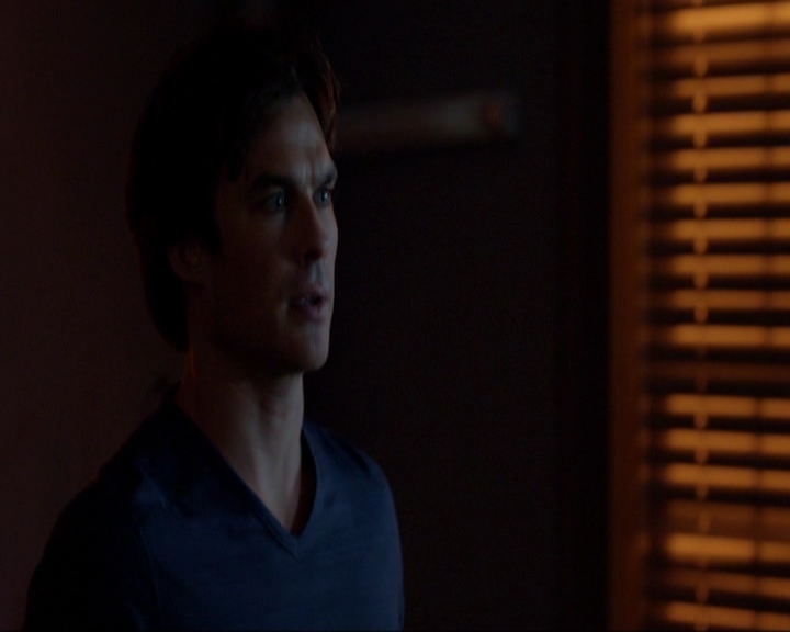 VampireDiariesWorld-dot-nl_7x03AgeOfInnocence1545.jpg