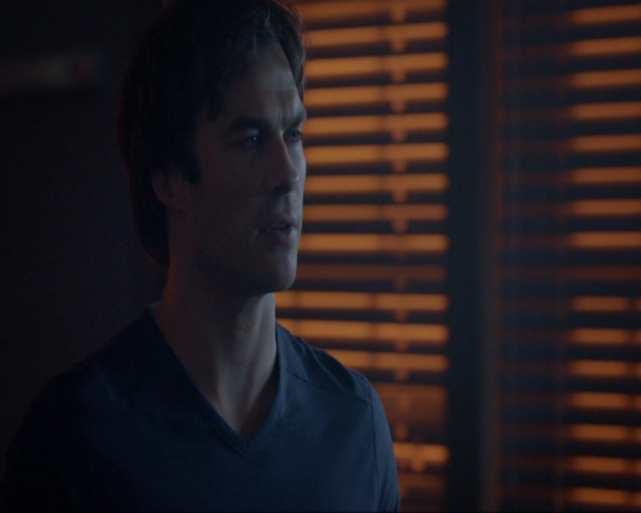 VampireDiariesWorld-dot-nl_7x03AgeOfInnocence1546.jpg