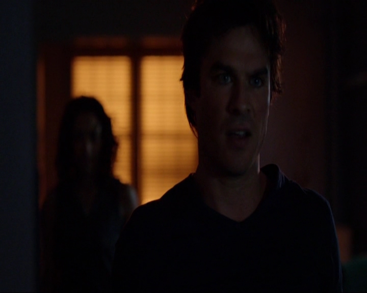 VampireDiariesWorld-dot-nl_7x03AgeOfInnocence1624.jpg