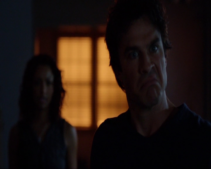 VampireDiariesWorld-dot-nl_7x03AgeOfInnocence1625.jpg