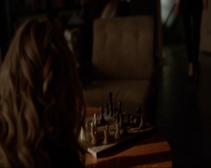 VampireDiariesWorld-dot-nl_7x03AgeOfInnocence1651.jpg